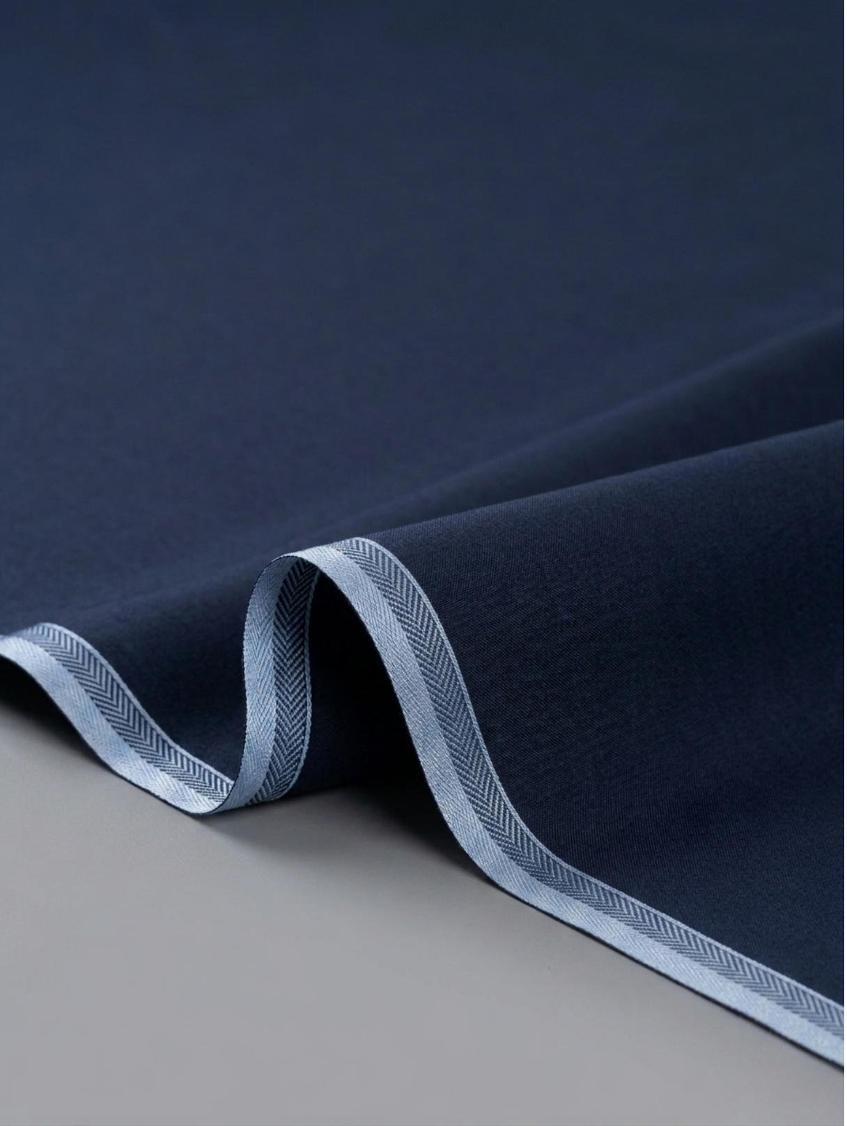 Men’s Dyed Yarn Summer Fits Navy Blue Suit
