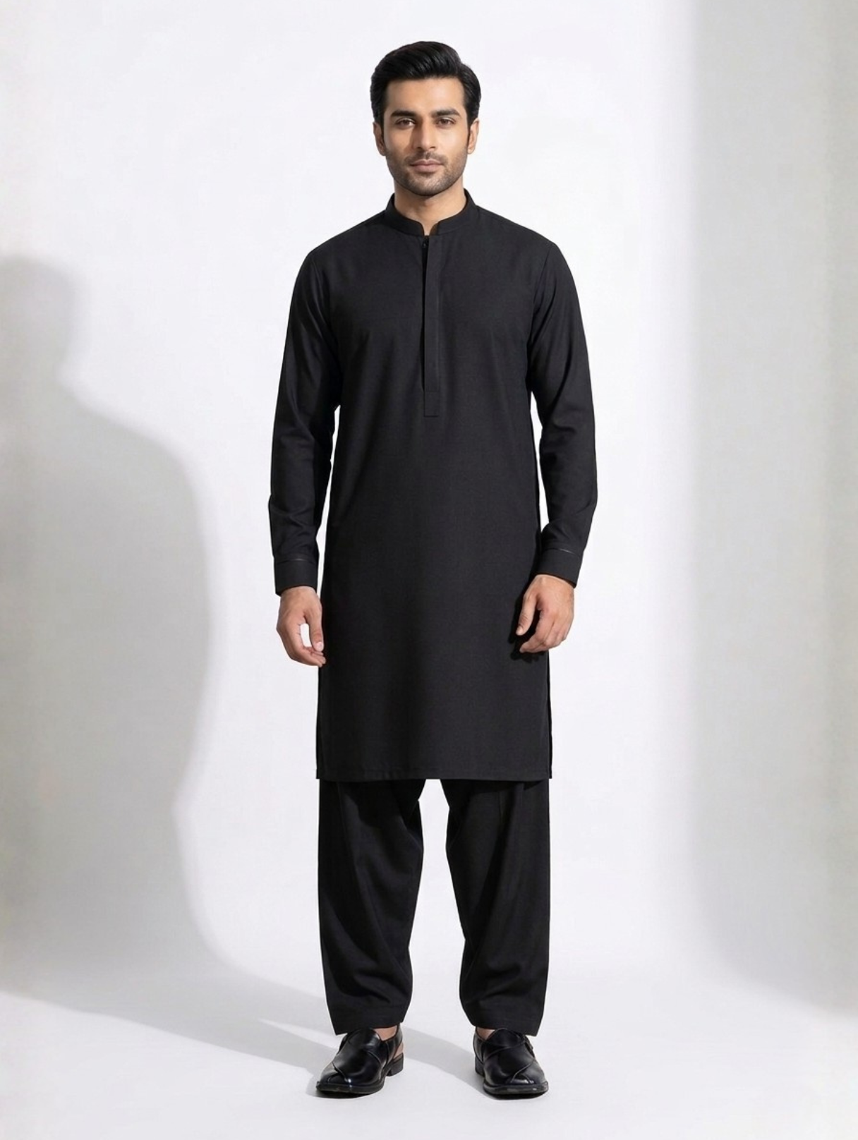 Men’s Dyed Yarn Summer Fits Jet Black Suit