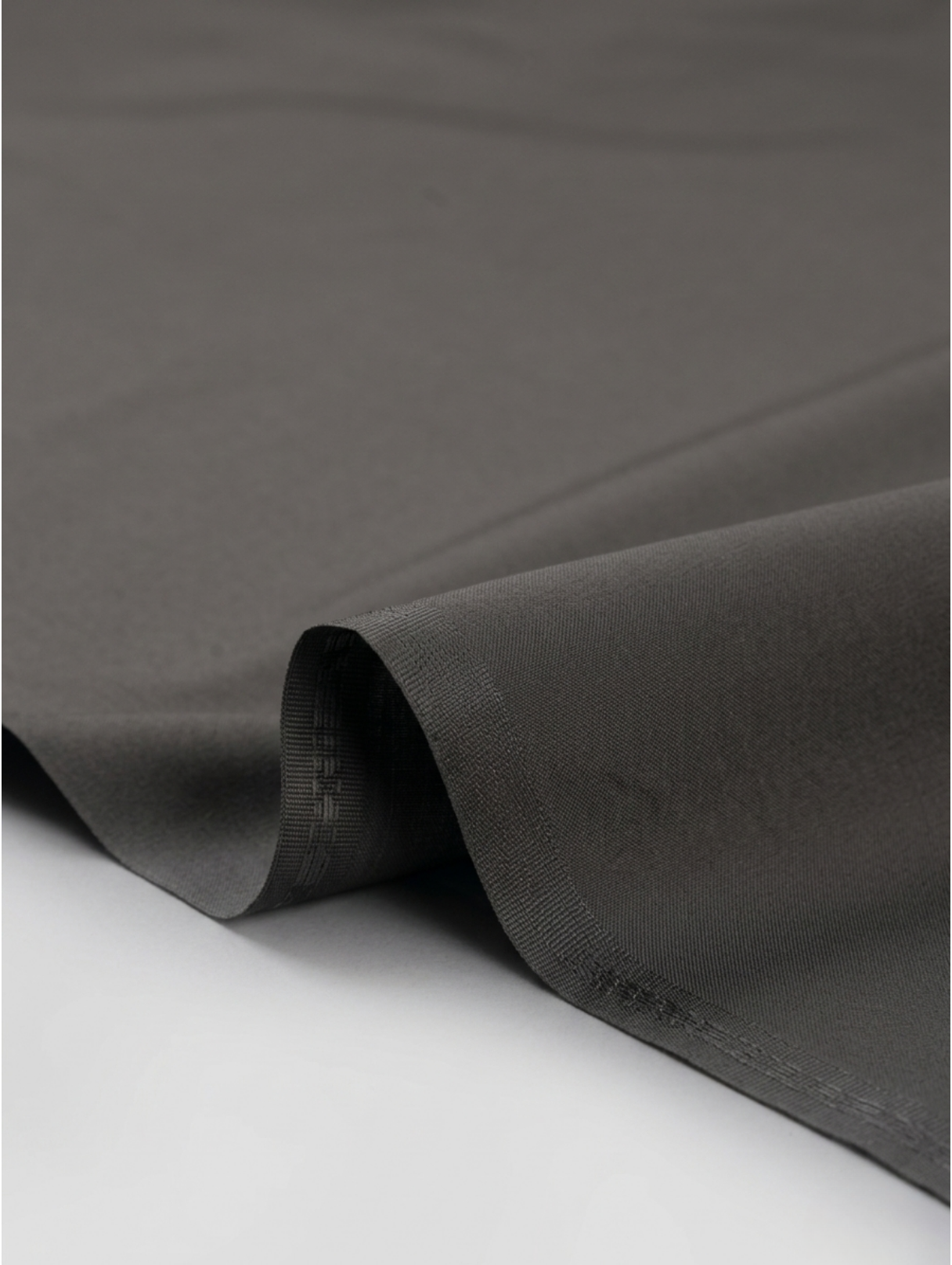 Men’s Advisor Cotton Slate Black Suit