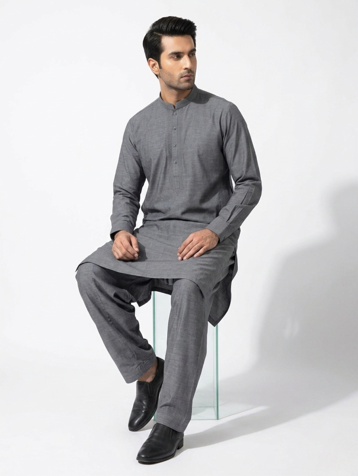 Men’s Dyed Yarn Summer Fits Slate Grey Suit